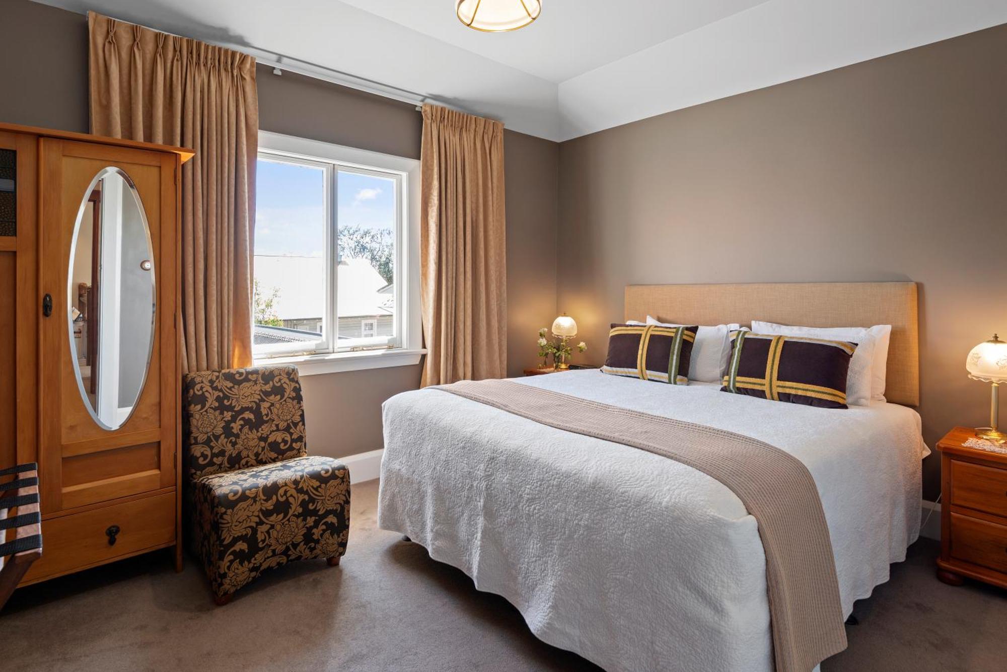 Homelea Bed And Breakfast Christchurch Exterior photo